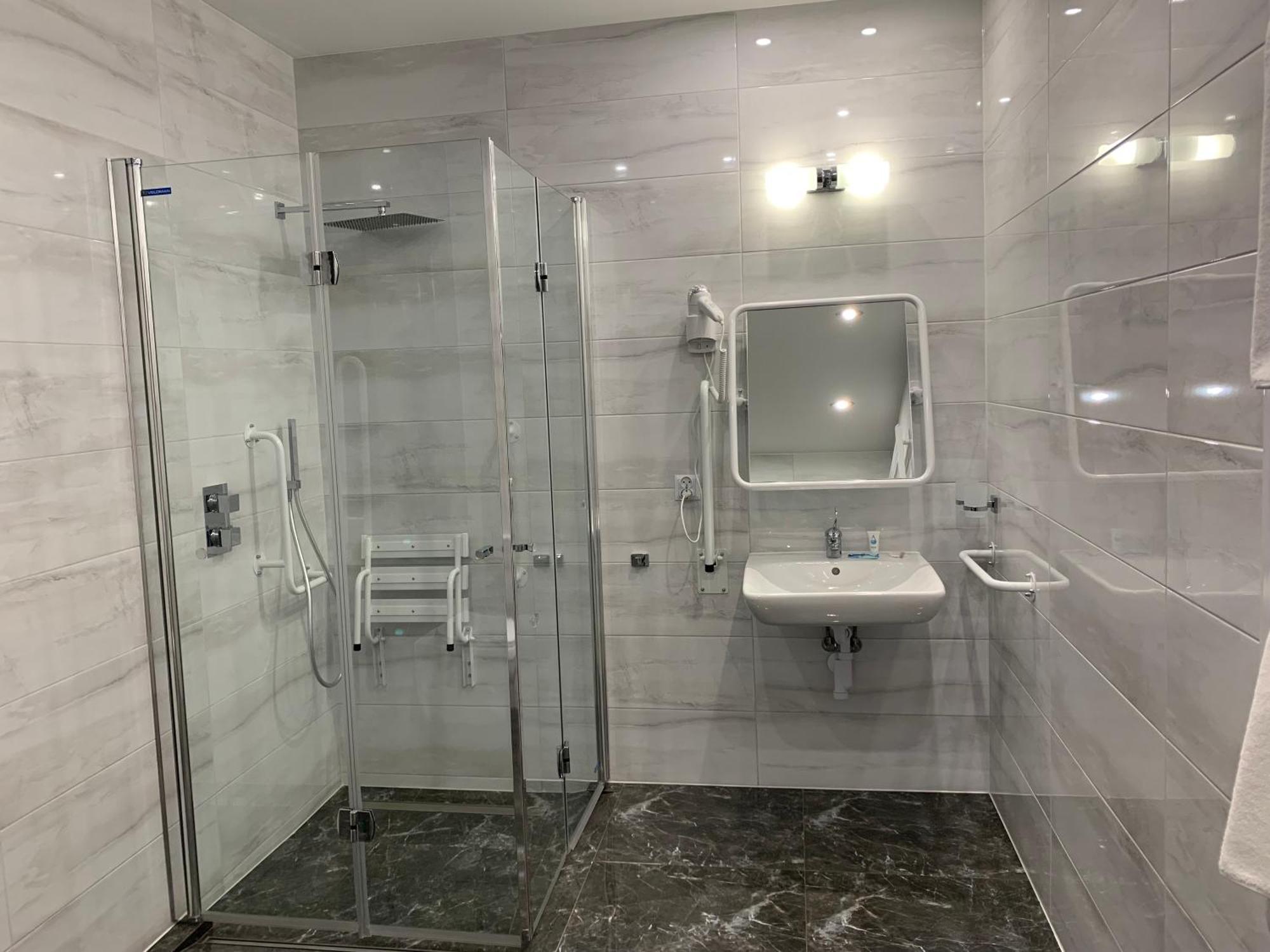 Piramida Aparthotel Boleslawiec  Luaran gambar