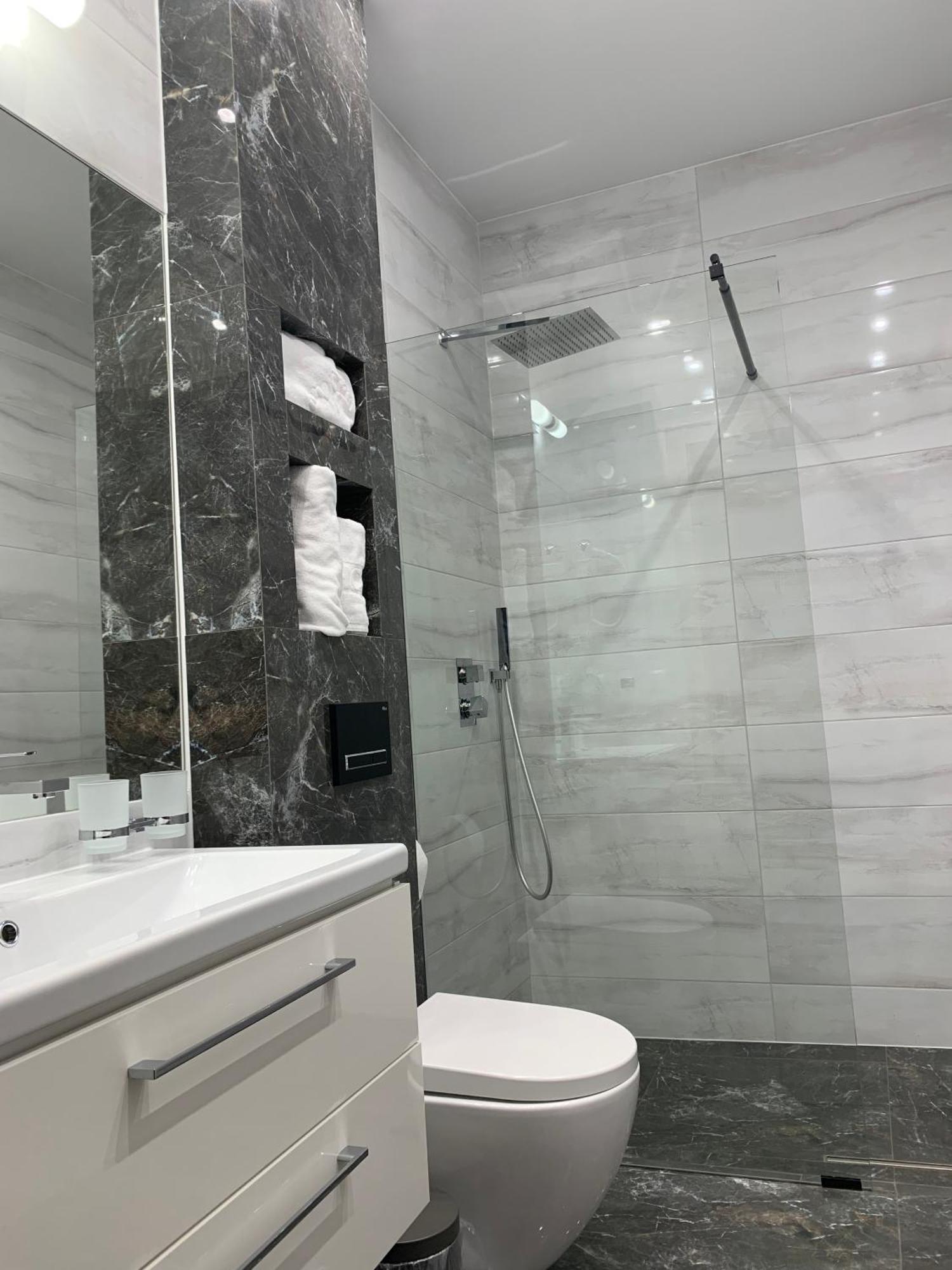 Piramida Aparthotel Boleslawiec  Luaran gambar